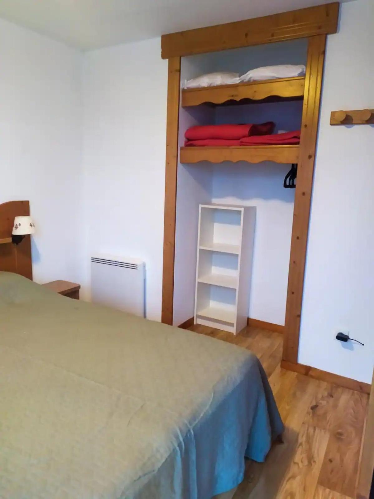 Appartement 3 Etoiles Au Pied Des Pistes Avec Balcon Ete Chamrousse Exteriör bild