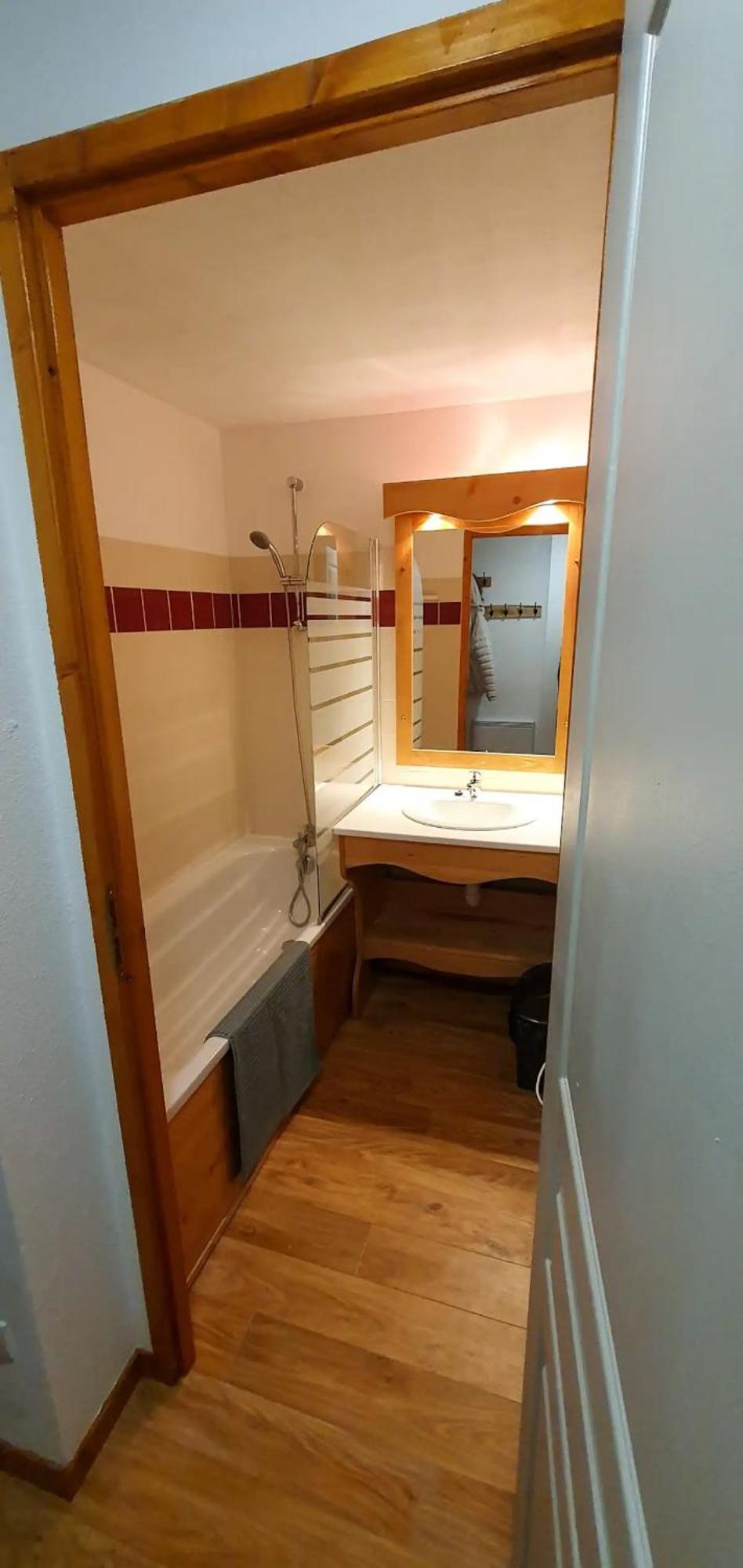 Appartement 3 Etoiles Au Pied Des Pistes Avec Balcon Ete Chamrousse Exteriör bild